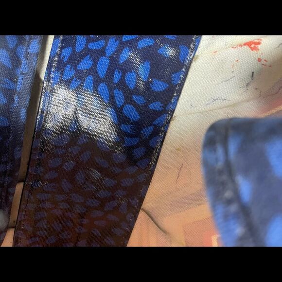 Fossil key Per multi color zigzag coated canvas ltote with blue & brown … - Picture 11 of 14